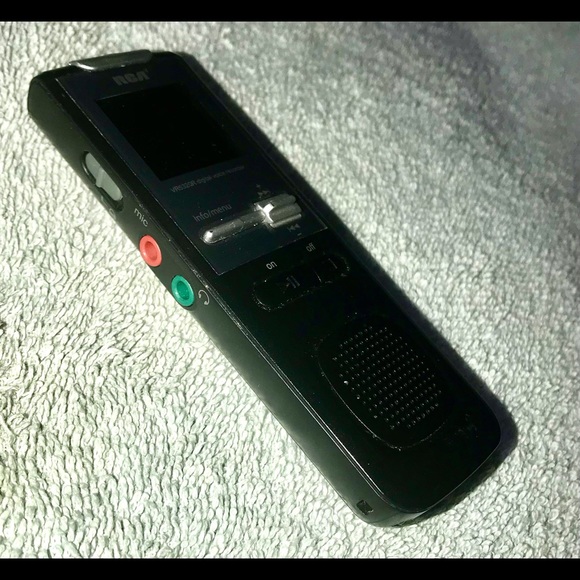 Digital Voice Recorder RCA Model No. VR5320R-A. Preowned. - Picture 4 of 4